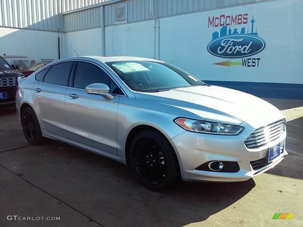 2016 Fusion SE - Ingot Silver Metallic / Charcoal Black photo #1