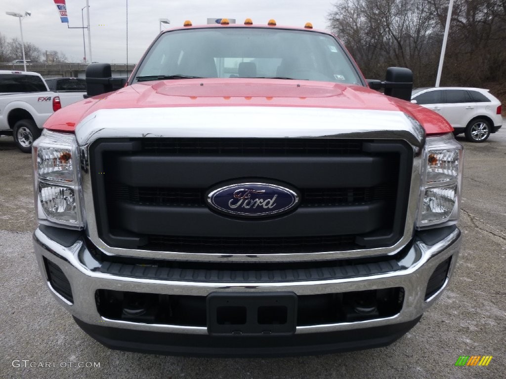 2016 F250 Super Duty XL Crew Cab 4x4 - Race Red / Steel photo #10