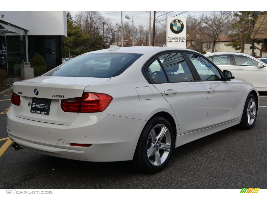 2013 3 Series 328i xDrive Sedan - Alpine White / Black photo #3