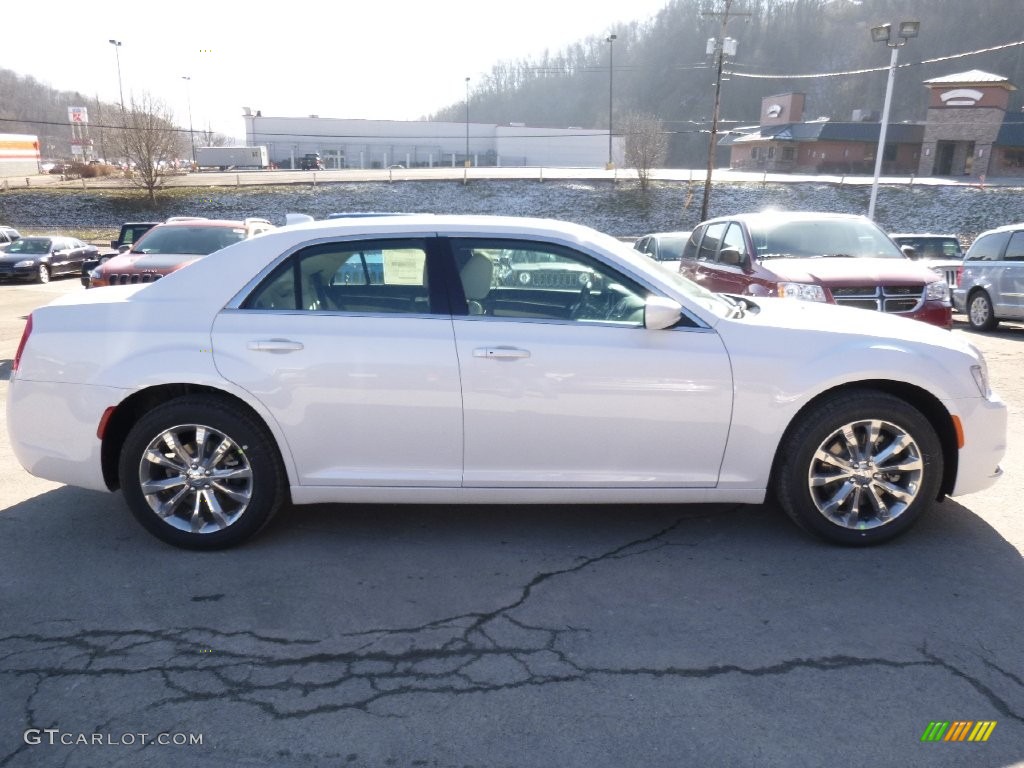 2016 300 Limited AWD - Ivory Tri-Coat Pearl / Black/Linen photo #6