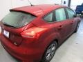 Ruby Red - Focus SE Hatch Photo No. 8