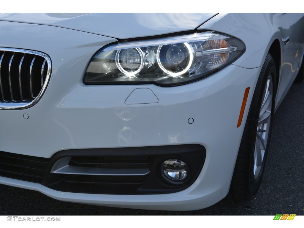 2016 5 Series 528i xDrive Sedan - Alpine White / Cinnamon Brown photo #31