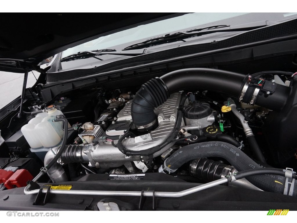 2016 Nissan TITAN XD Platinum Reserve Crew Cab Engine Photos