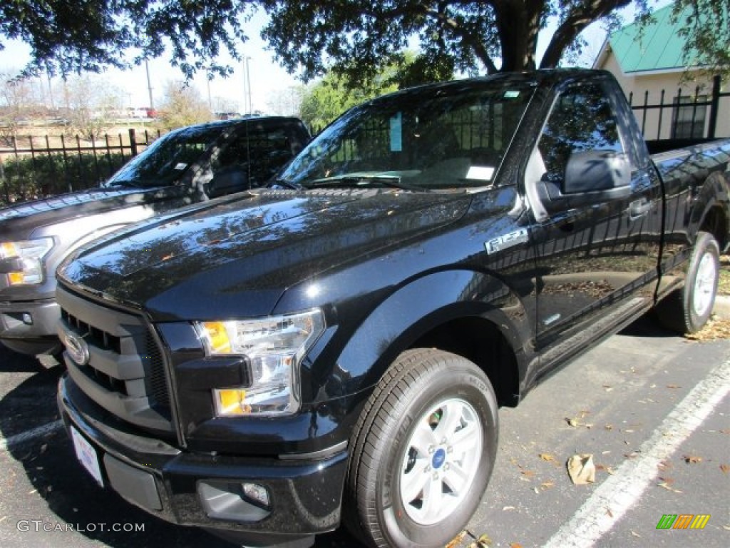 2016 F150 XL Regular Cab - Shadow Black / Medium Earth Gray photo #2