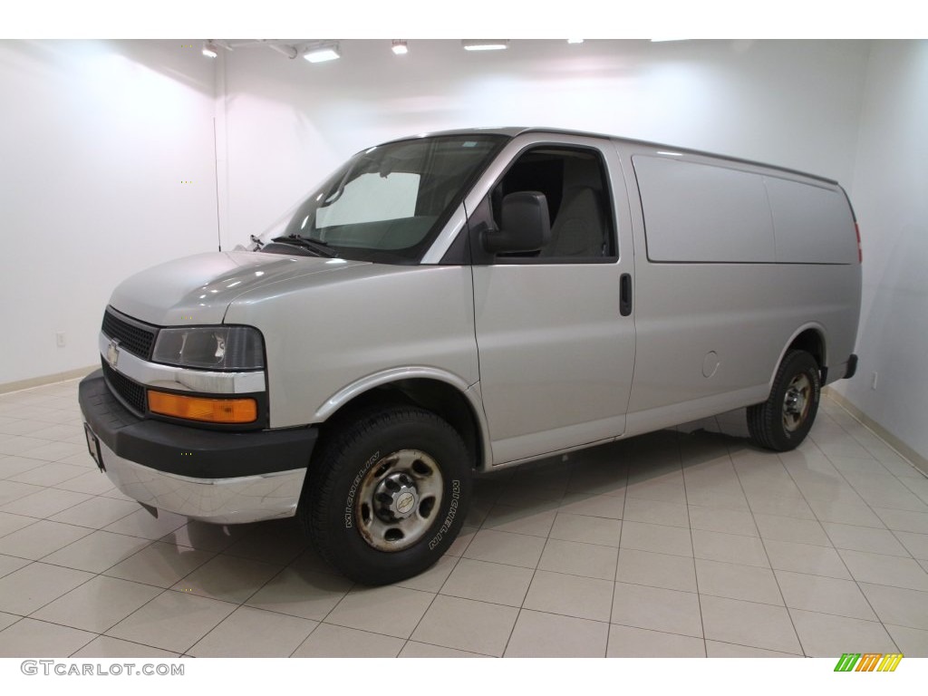 2008 Express 2500 Cargo Van - Silver Birch Metallic / Medium Pewter photo #3