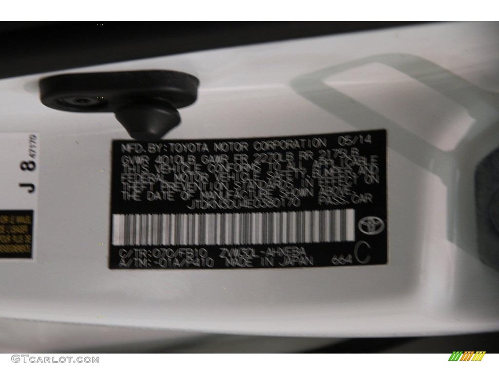 2014 Prius Two Hybrid - Blizzard White Pearl / Dark Gray photo #18