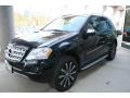 Black - ML 350 4Matic Photo No. 1