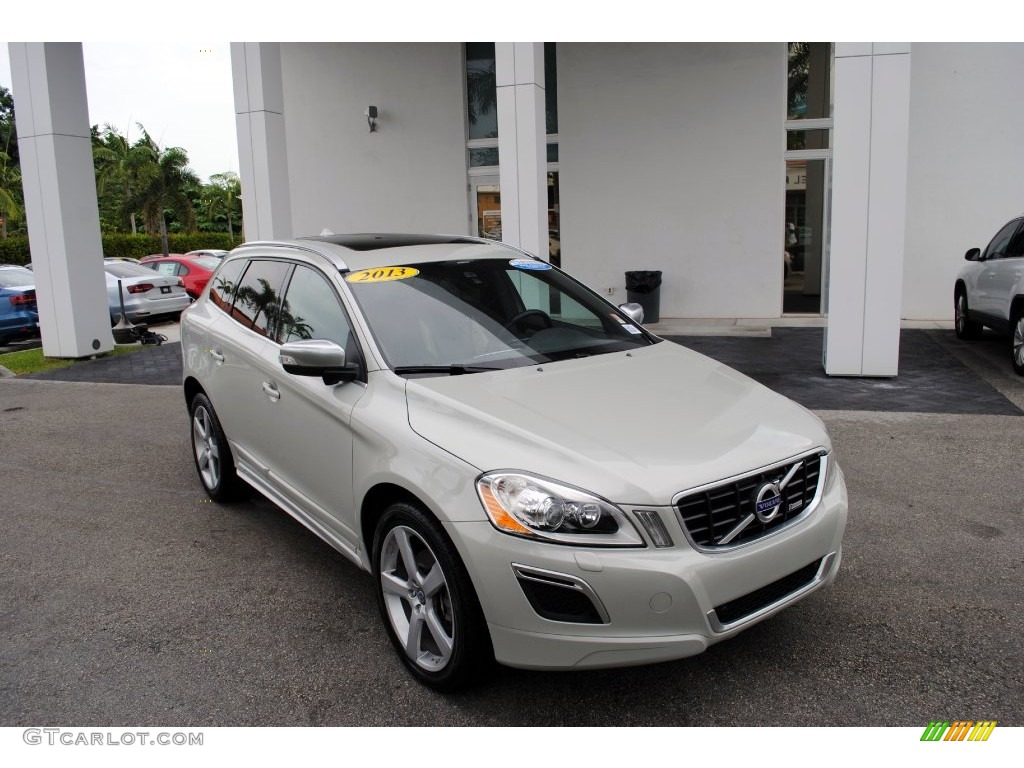2013 XC60 T6 AWD R-Design - Cosmic White Metallic / R Design Soft Beige/Off Black Inlay photo #1