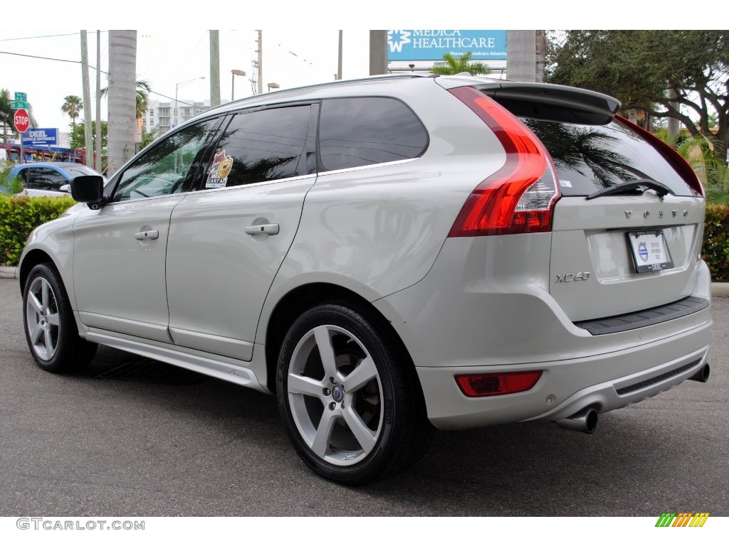 2013 XC60 T6 AWD R-Design - Cosmic White Metallic / R Design Soft Beige/Off Black Inlay photo #7
