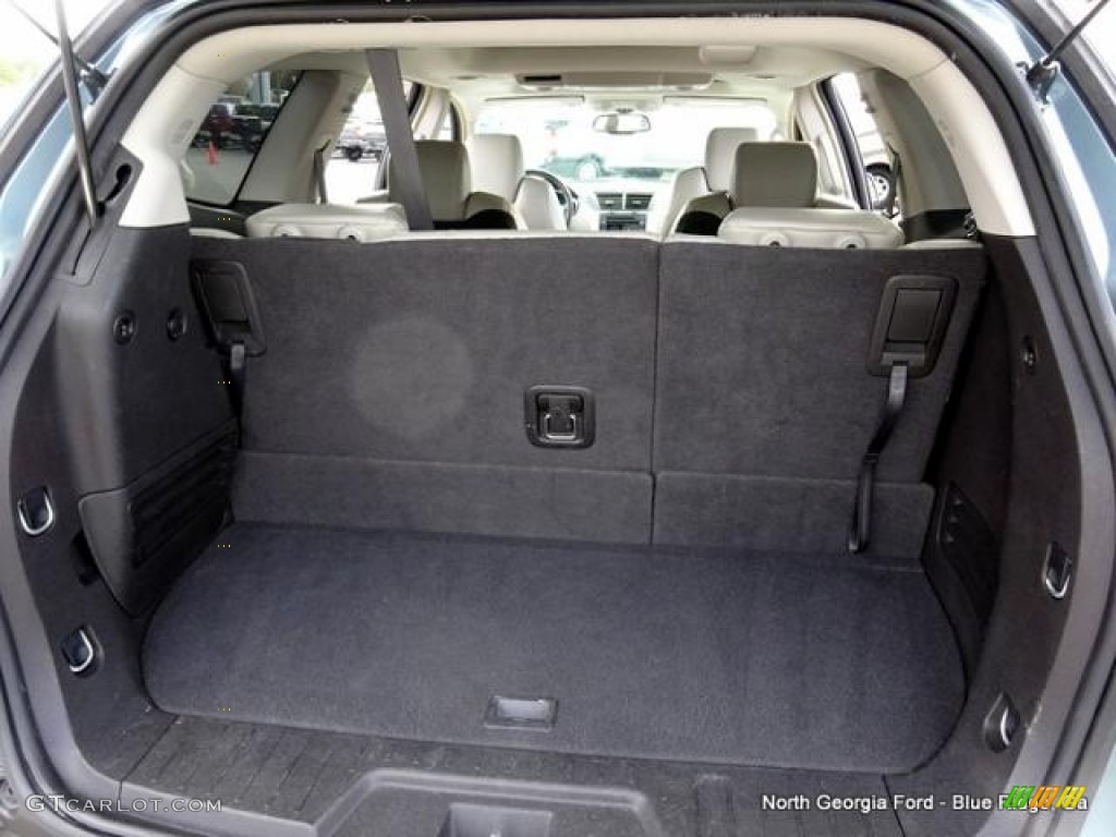 2009 Traverse LTZ - Silver Moss Metallic / Cashmere/Ebony photo #16