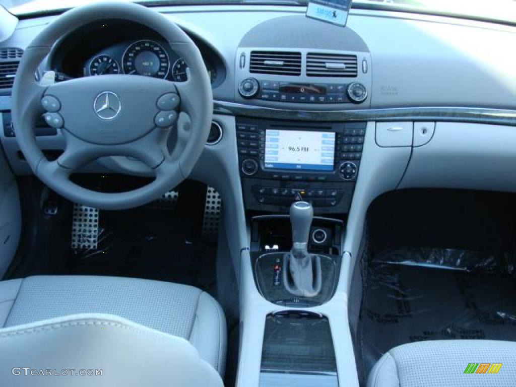 2008 E 63 AMG Sedan - Flint Grey Metallic / Ash photo #12