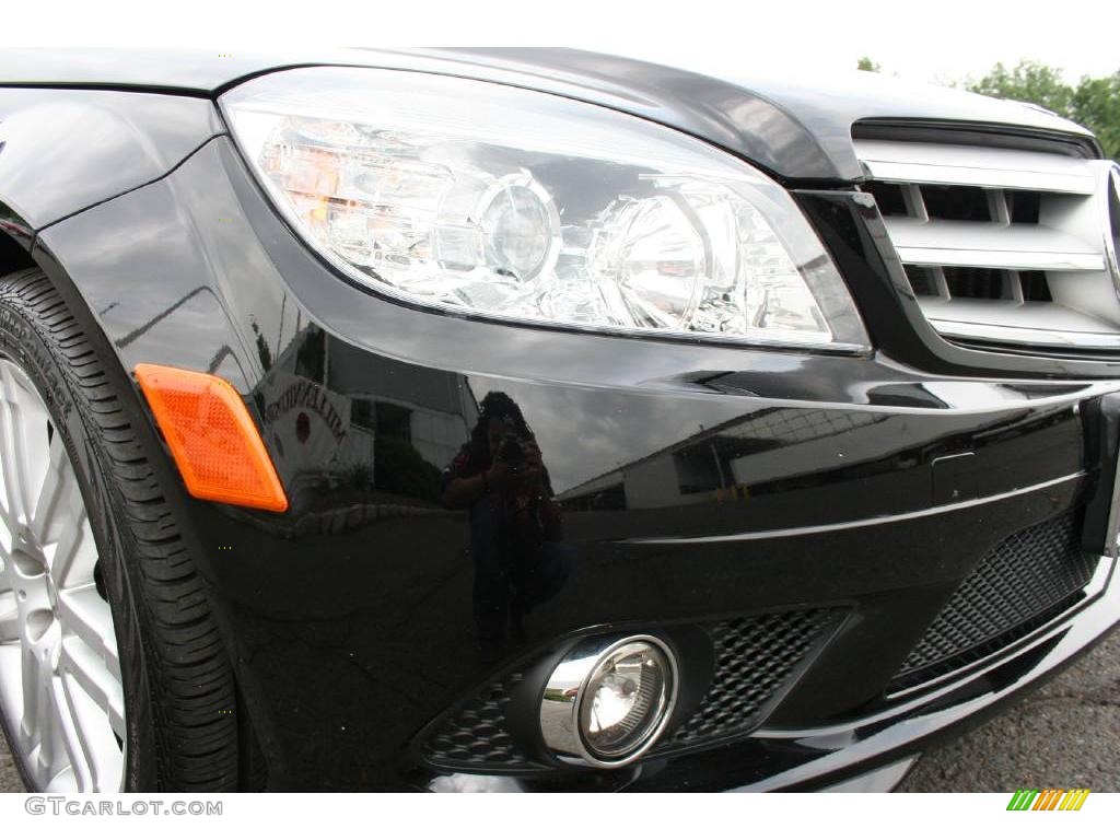 2008 C 300 4Matic Sport - Black / Black photo #23