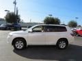 2010 Blizzard White Pearl Toyota Highlander SE  photo #5