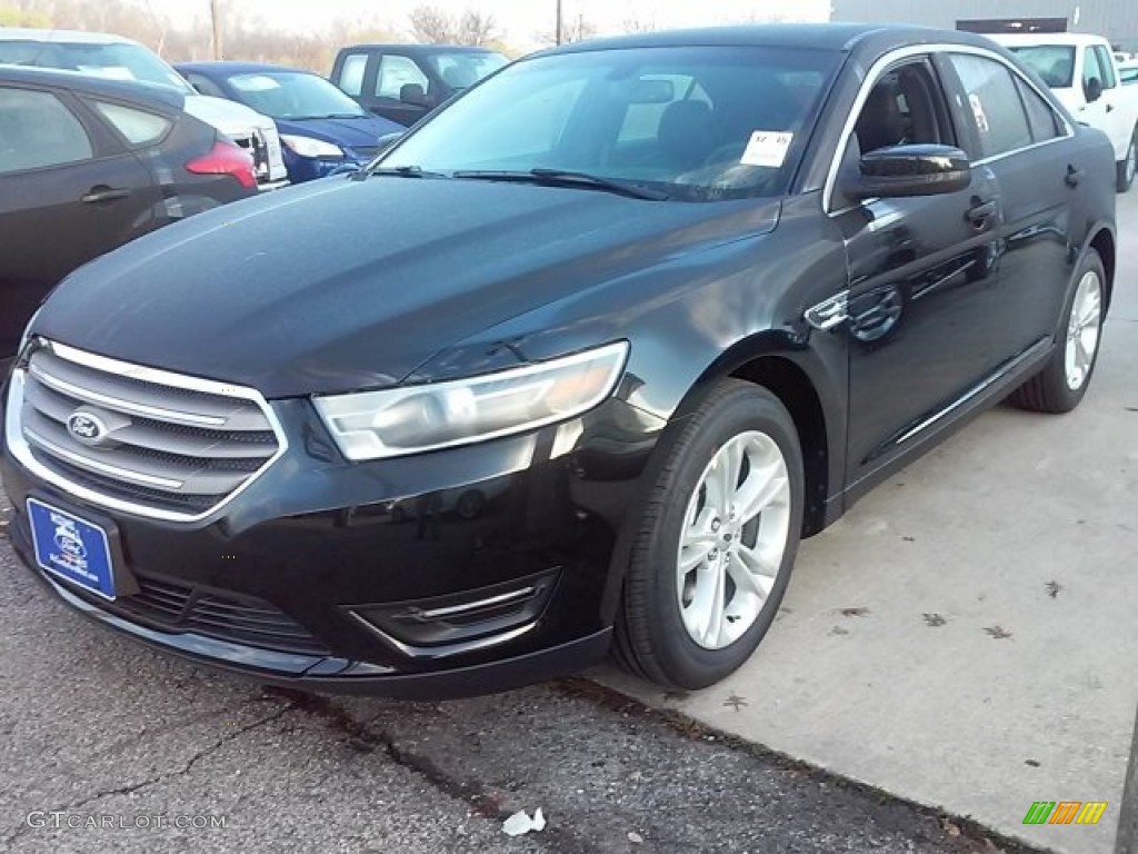 2015 Taurus SEL - Tuxedo Black Metallic / Charcoal Black photo #6