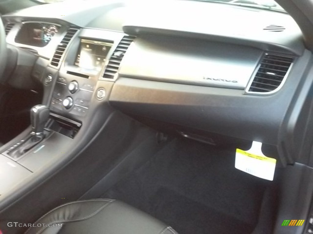 2015 Taurus SEL - Tuxedo Black Metallic / Charcoal Black photo #16