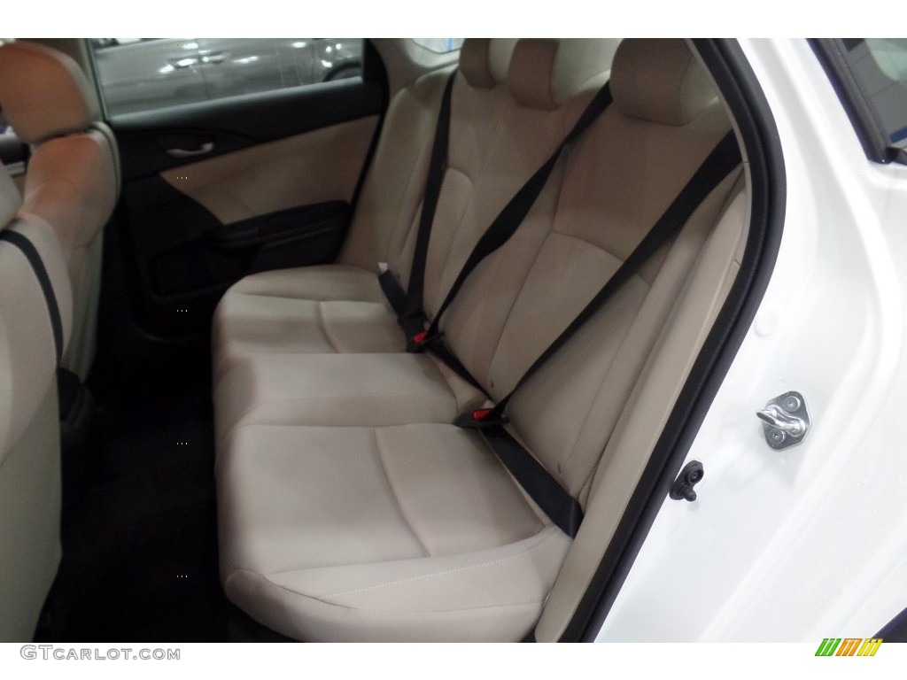 2016 Civic LX Sedan - Taffeta White / Ivory photo #26