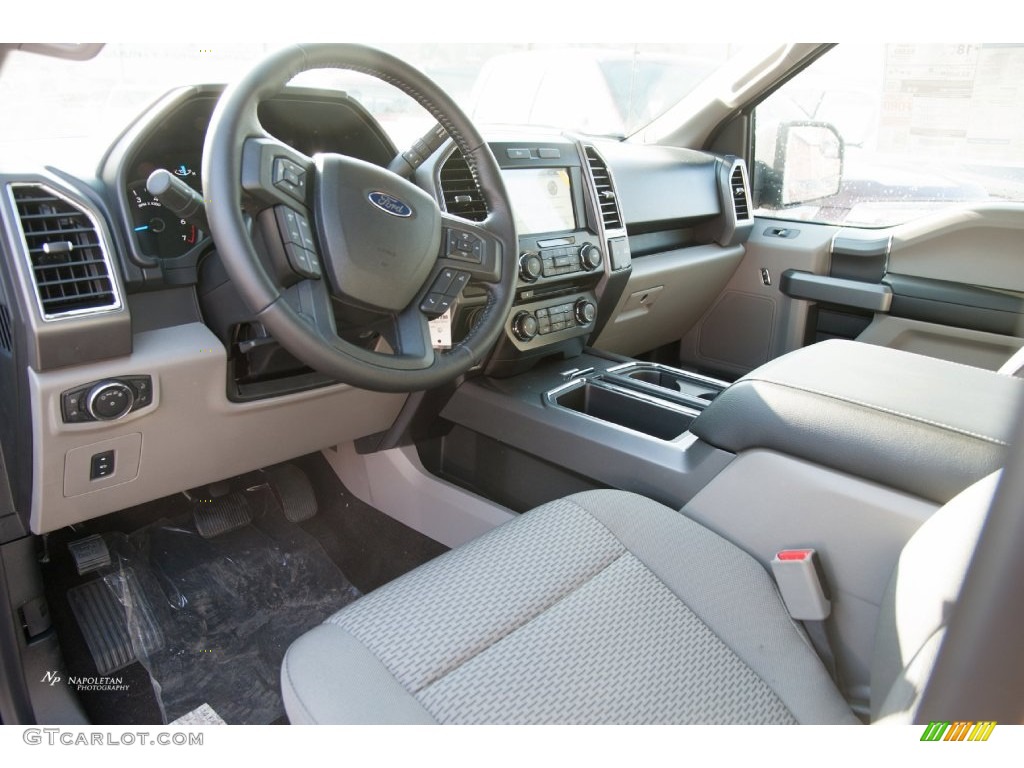 2016 F150 XLT SuperCrew 4x4 - Ingot Silver / Medium Earth Gray photo #10