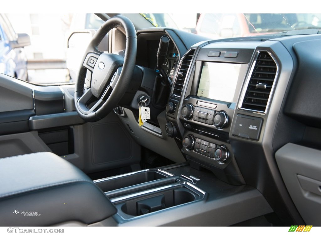 2016 F150 XLT SuperCrew 4x4 - Ingot Silver / Medium Earth Gray photo #15