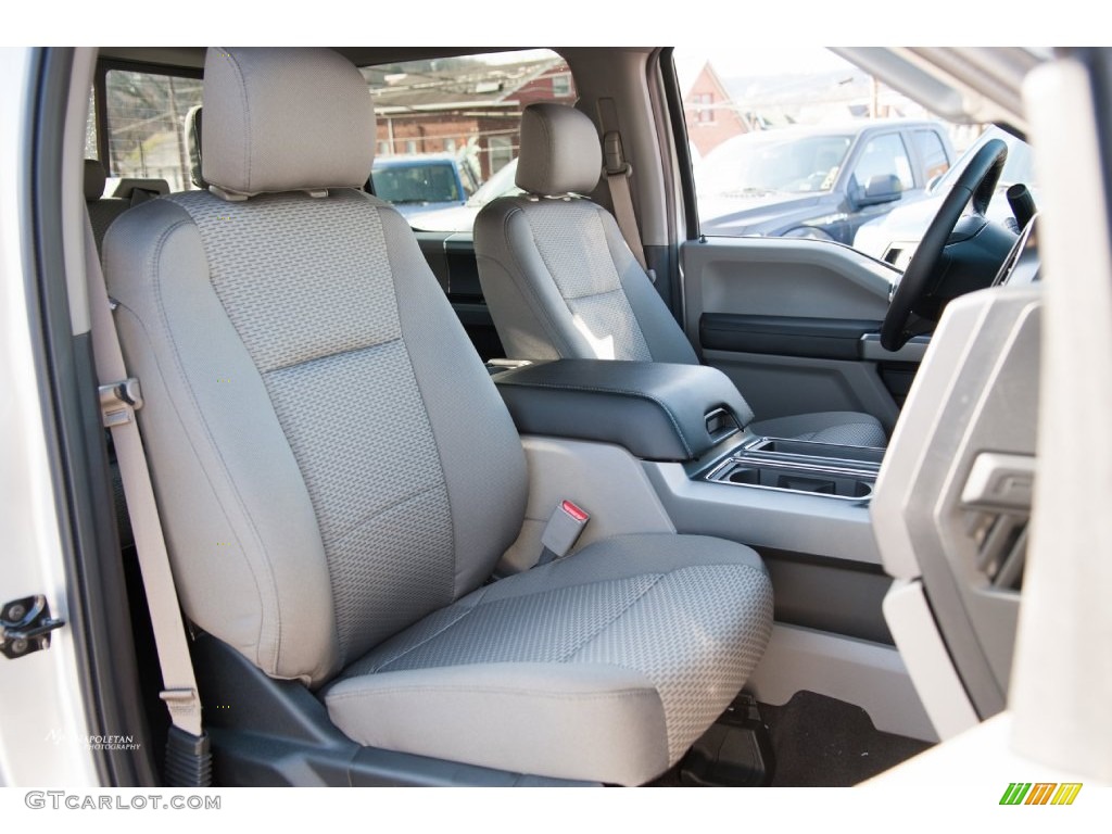 2016 F150 XLT SuperCrew 4x4 - Ingot Silver / Medium Earth Gray photo #16