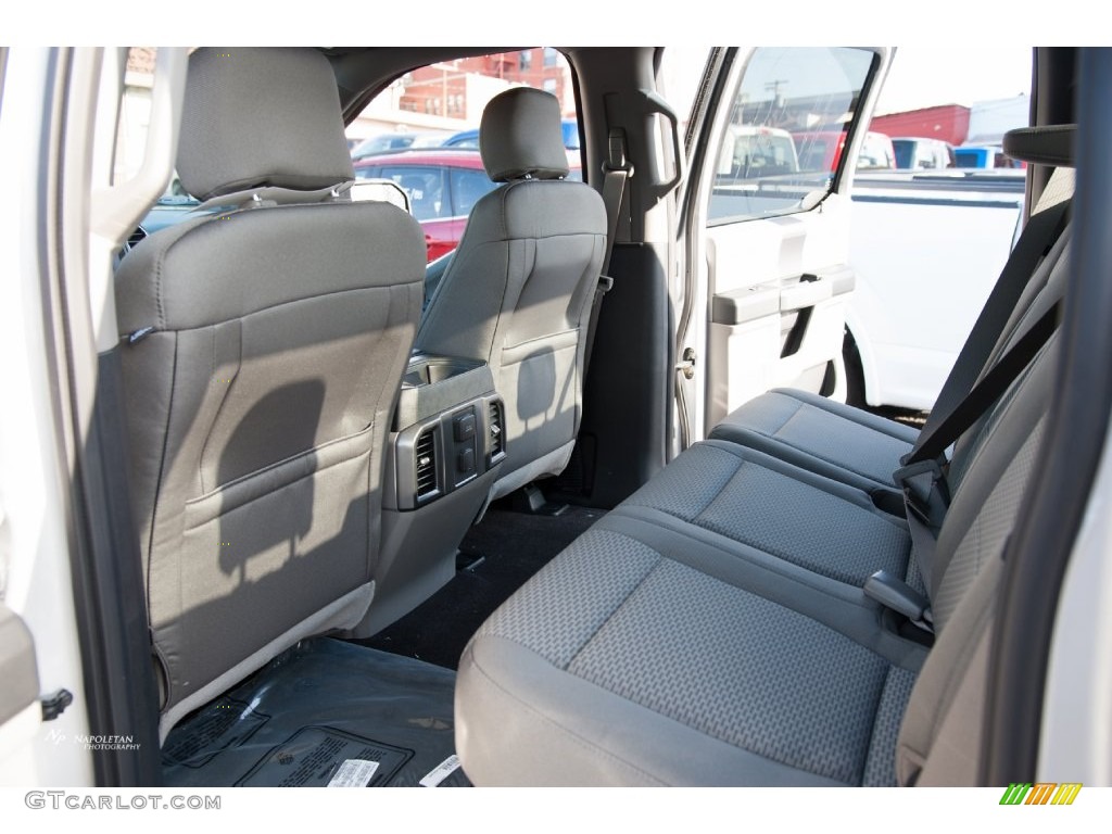 2016 F150 XLT SuperCrew 4x4 - Ingot Silver / Medium Earth Gray photo #17