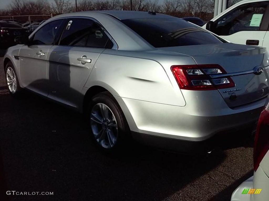 2015 Taurus SEL - Ingot Silver Metallic / Charcoal Black photo #6