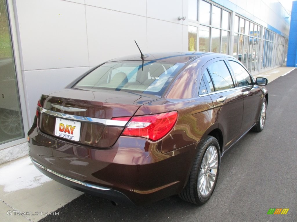 2012 200 Limited Sedan - Deep Auburn Pearl / Black/Light Frost photo #4