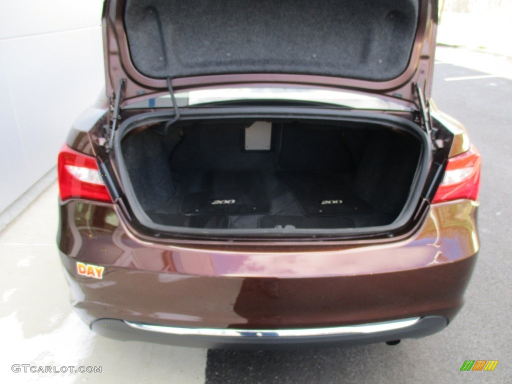 2012 200 Limited Sedan - Deep Auburn Pearl / Black/Light Frost photo #14