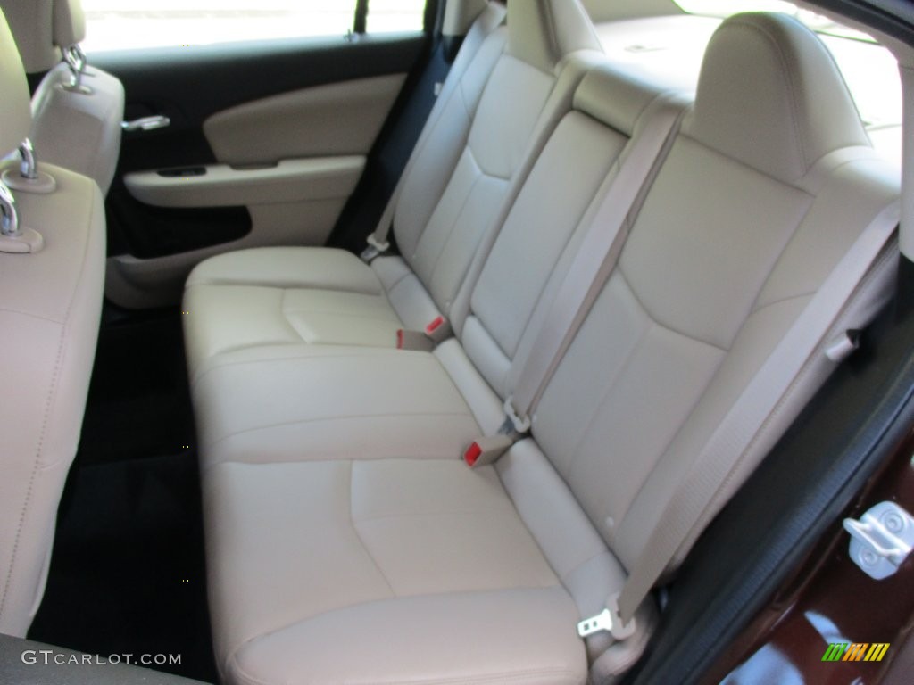 2012 200 Limited Sedan - Deep Auburn Pearl / Black/Light Frost photo #20