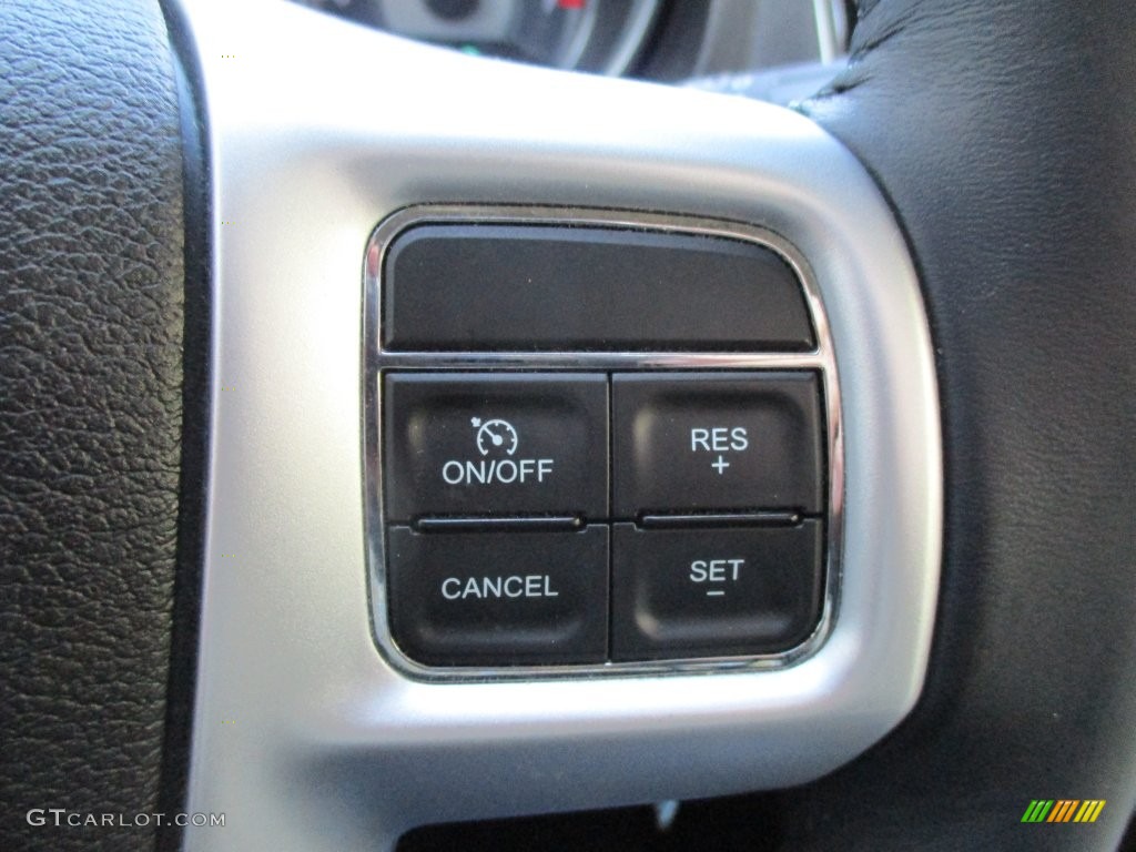 2012 200 Limited Sedan - Deep Auburn Pearl / Black/Light Frost photo #33