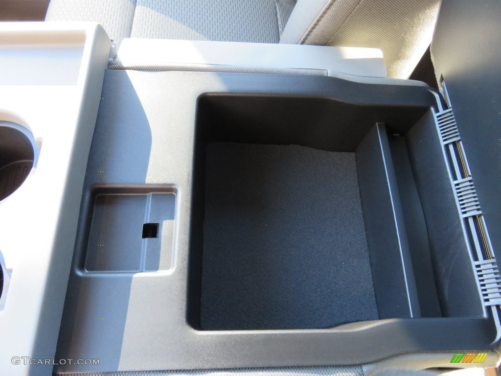 2016 F150 XLT SuperCrew - Magnetic / Medium Earth Gray photo #25