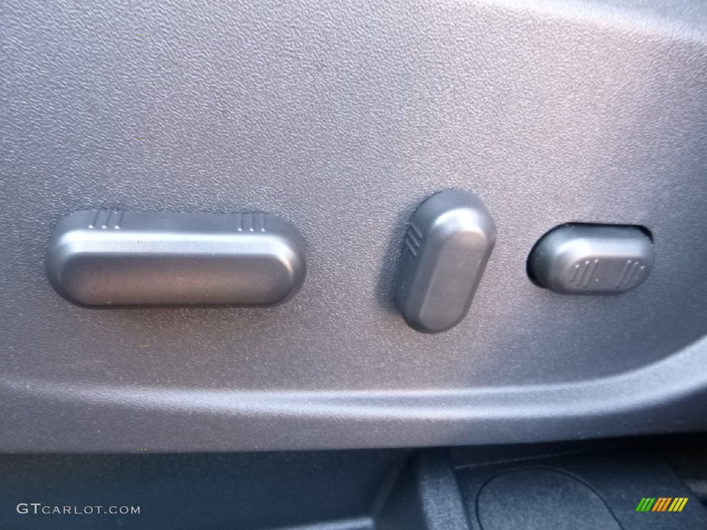 2016 Escape SE 4WD - Magnetic Metallic / Charcoal Black photo #11
