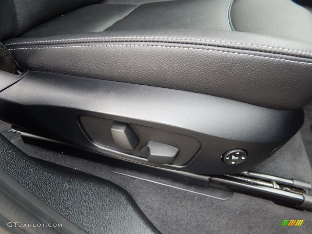 2013 X3 xDrive 28i - Titanium Silver Metallic / Black photo #41