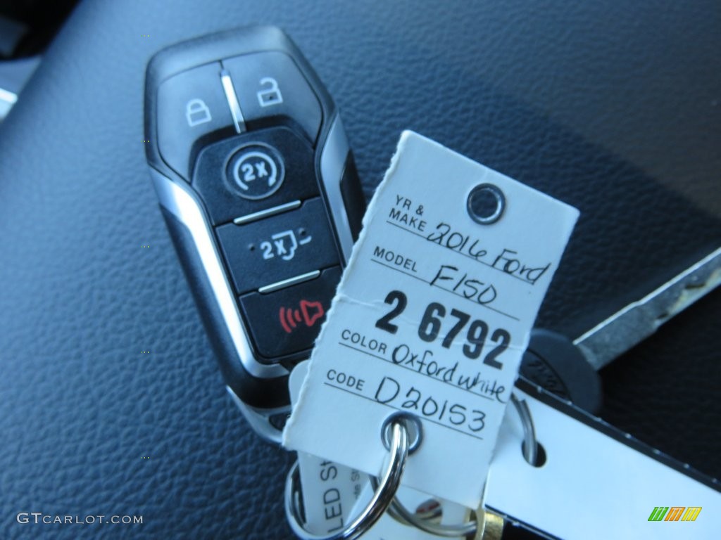 2016 F150 Lariat SuperCrew 4x4 - Oxford White / Black photo #39