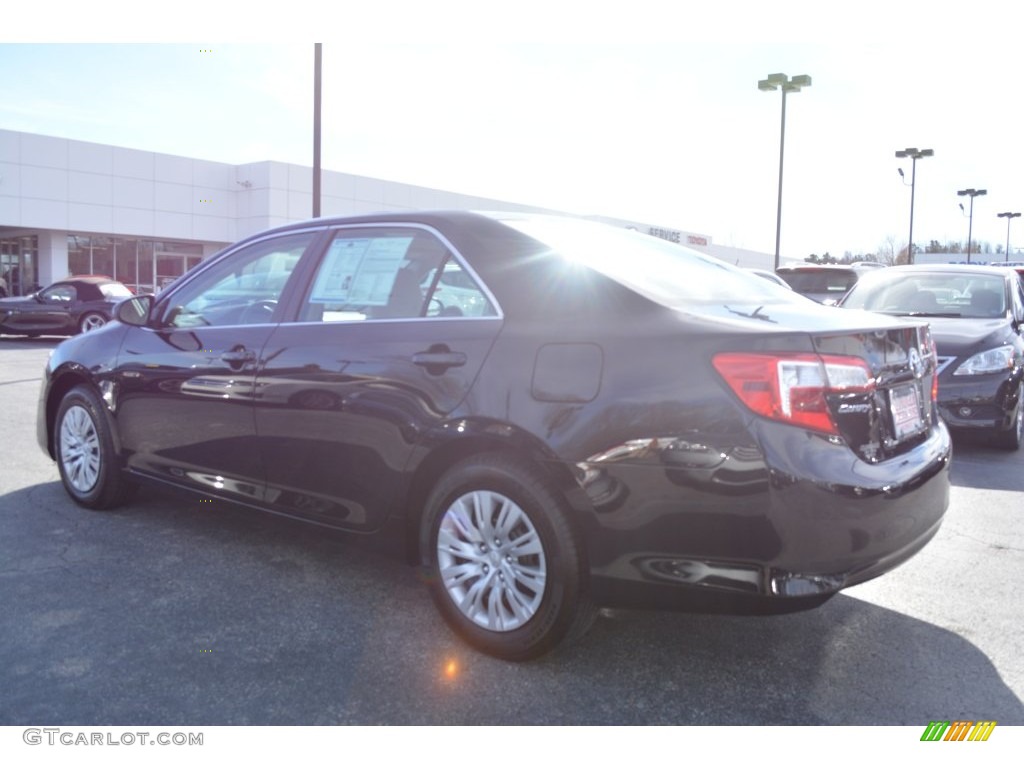 2014 Camry L - Attitude Black Metallic / Ash photo #5