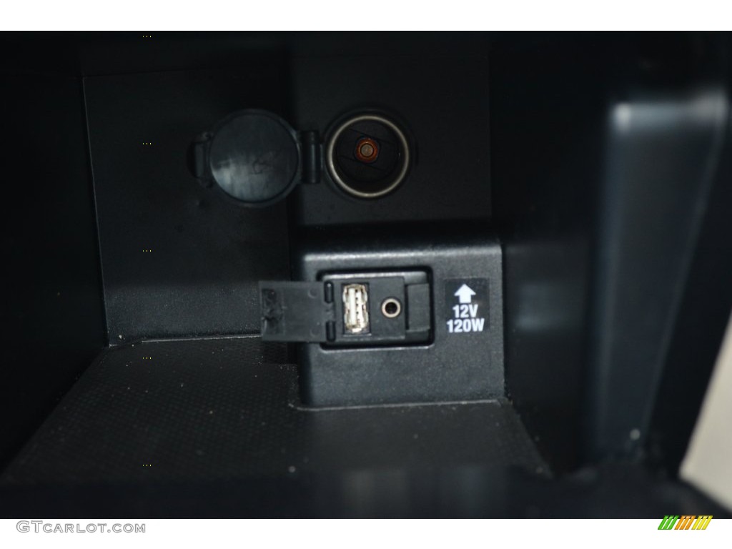 2014 Camry L - Attitude Black Metallic / Ash photo #19