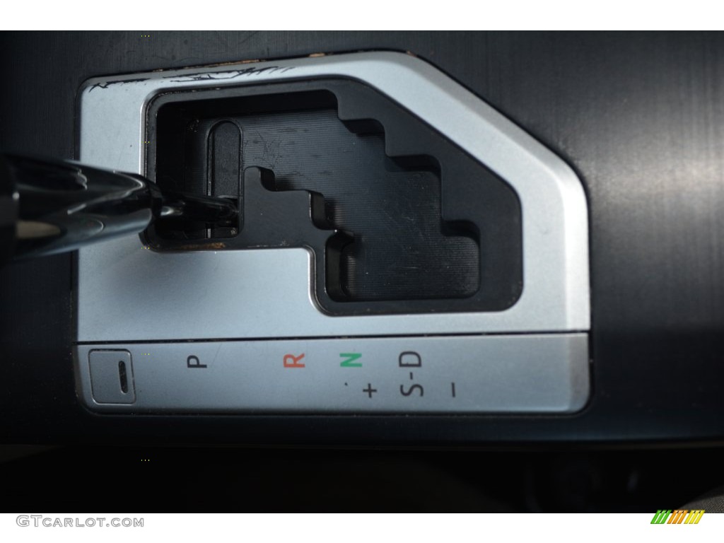 2014 Camry L - Attitude Black Metallic / Ash photo #20