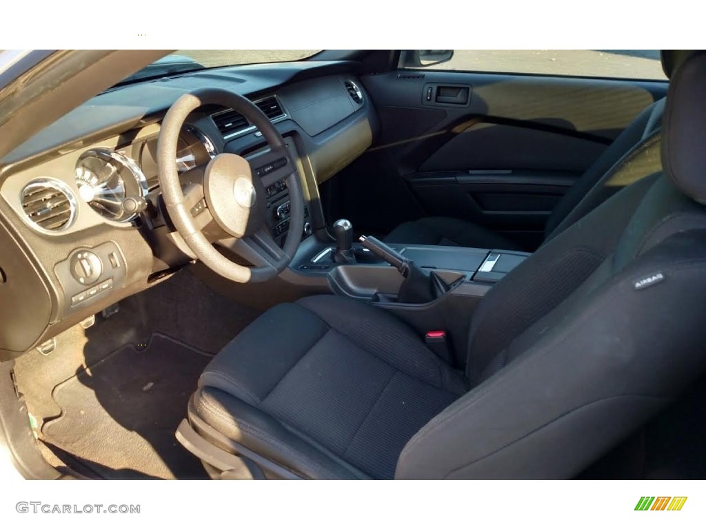 2011 Mustang V6 Mustang Club of America Edition Coupe - Ingot Silver Metallic / Stone photo #3