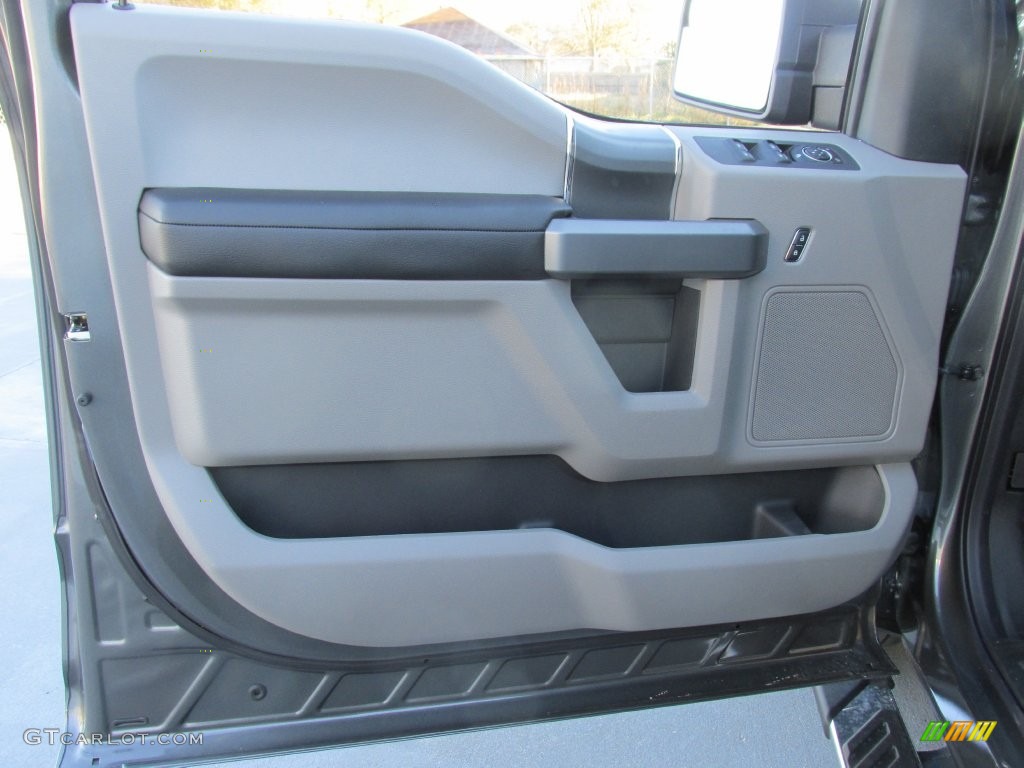 2016 F150 XLT SuperCrew - Magnetic / Medium Earth Gray photo #21