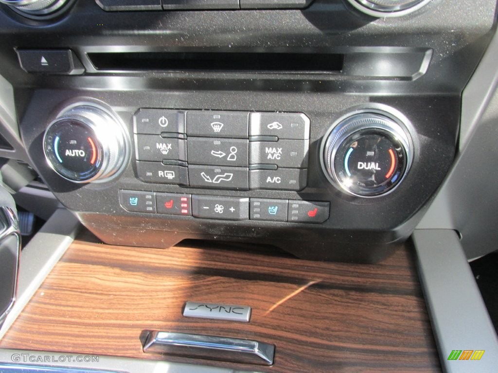 2016 F150 Lariat SuperCrew 4x4 - Ingot Silver / Black photo #28