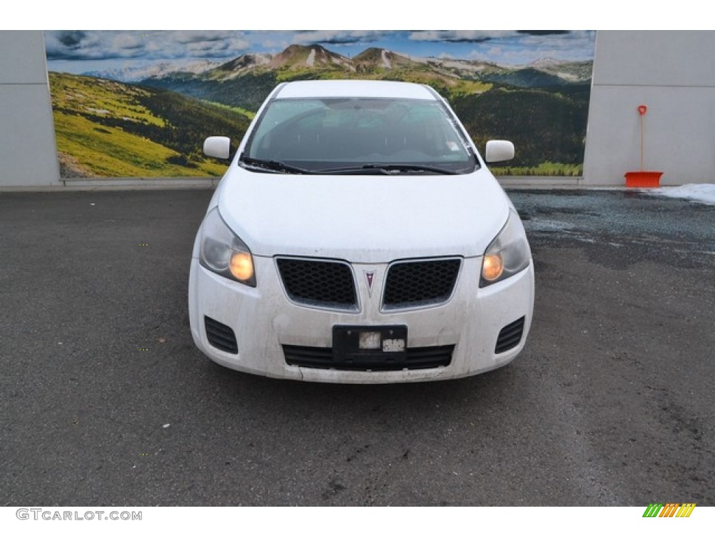 2009 Vibe 2.4 - Ultra White / Ebony photo #6