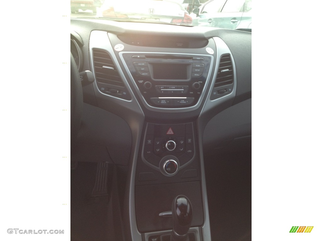 2014 Elantra SE Sedan - Gray / Gray photo #6