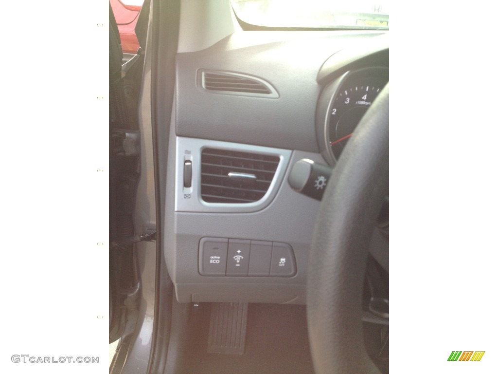 2014 Elantra SE Sedan - Gray / Gray photo #8