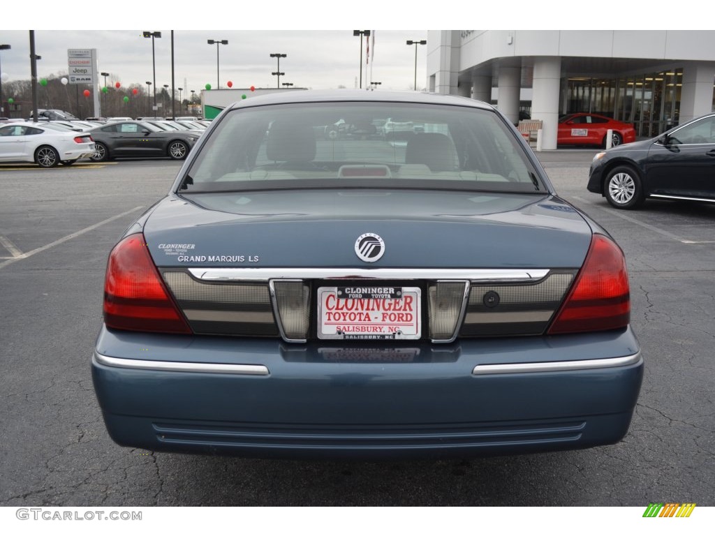 2007 Grand Marquis LS - Light Ice Blue Metallic / Light Camel photo #4