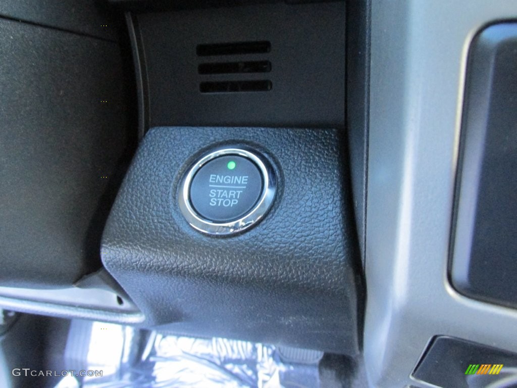 2016 F150 Lariat SuperCrew - White Platinum / Black photo #30