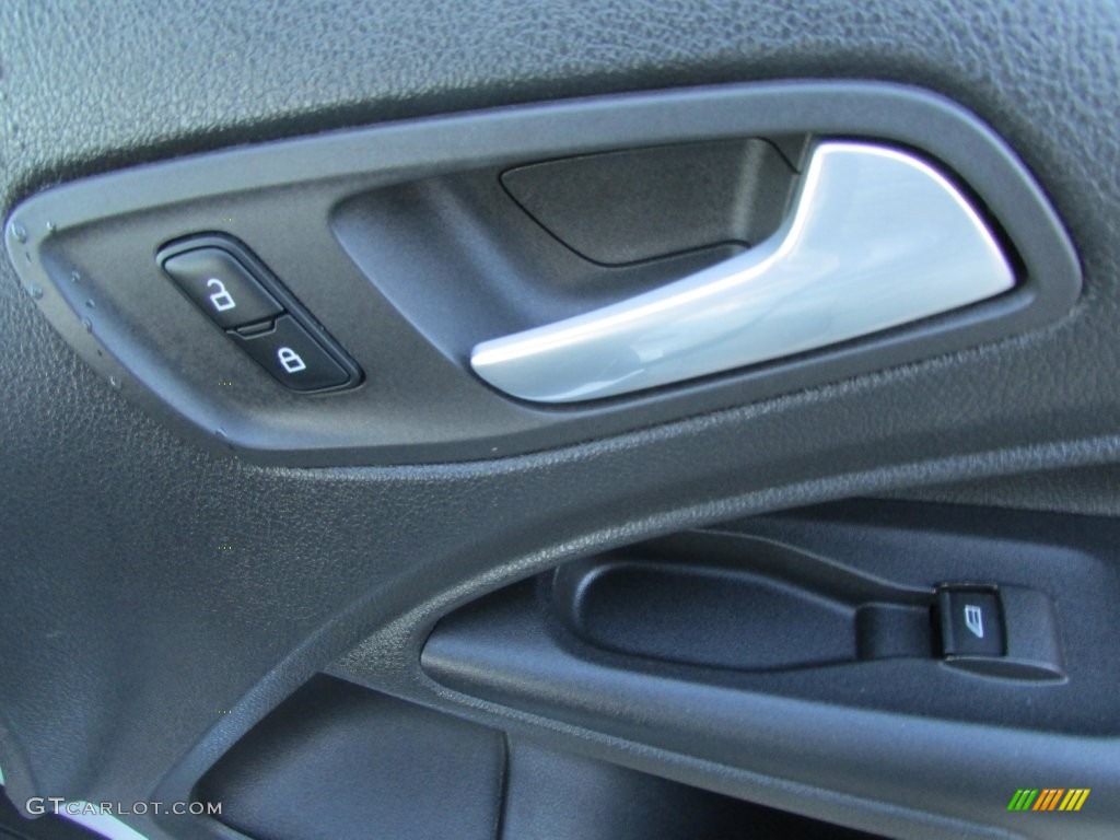 2014 Transit Connect XLT Van - Frozen White / Charcoal Black photo #22