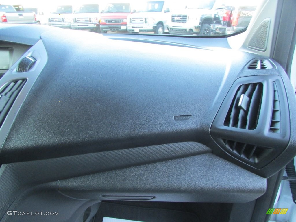 2014 Transit Connect XLT Van - Frozen White / Charcoal Black photo #26