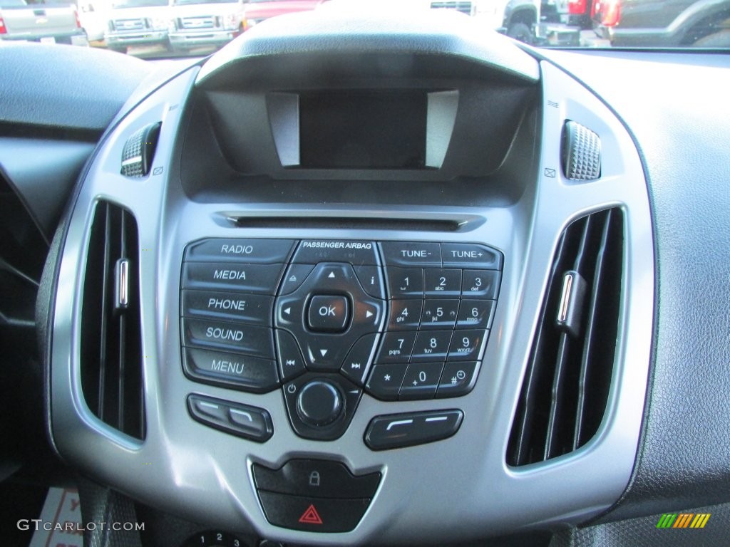 2014 Transit Connect XLT Van - Frozen White / Charcoal Black photo #27