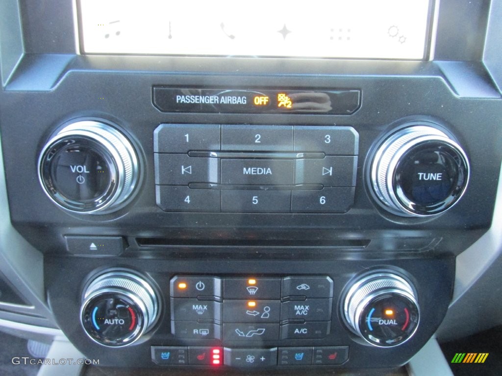2016 F150 Lariat SuperCrew - White Platinum / Black photo #27