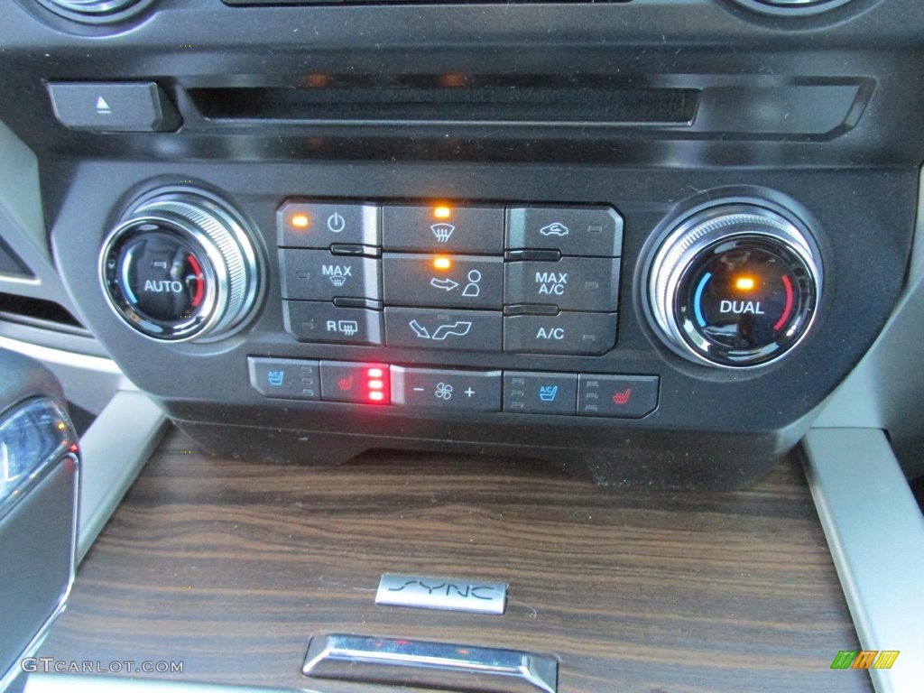 2016 F150 Lariat SuperCrew - White Platinum / Black photo #28