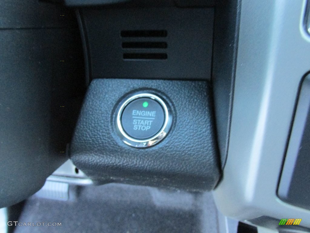 2016 F150 Lariat SuperCrew - White Platinum / Black photo #32